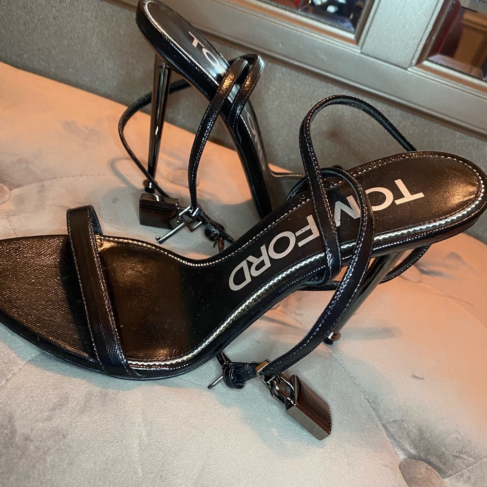 Tom Ford Padlock heels